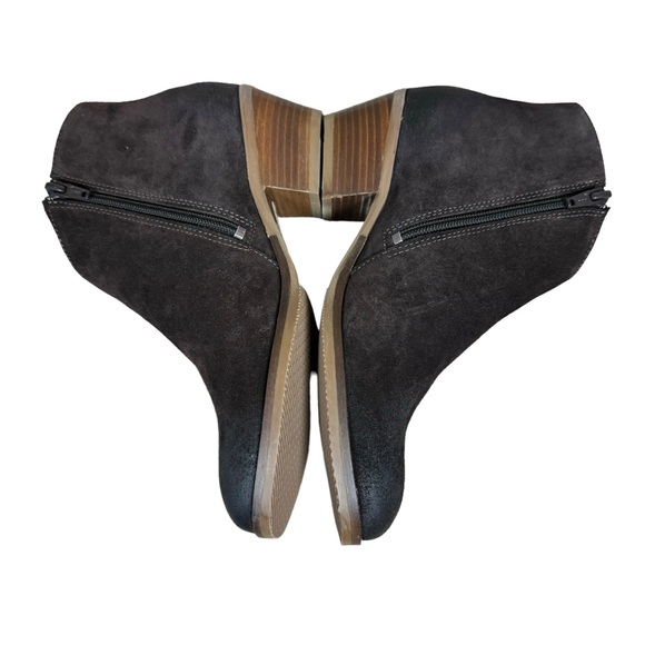 Clarks Mila Myth Dark Brown Suede Ankle Boots Women’s Size 6 1/2M NEW - Picture 3 of 7